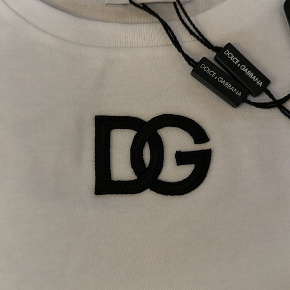 Dolce & Gabbana Girl's Interlocked Logo-Print T-Shirt, Size 4, New with Tags - Picture 3 of 4